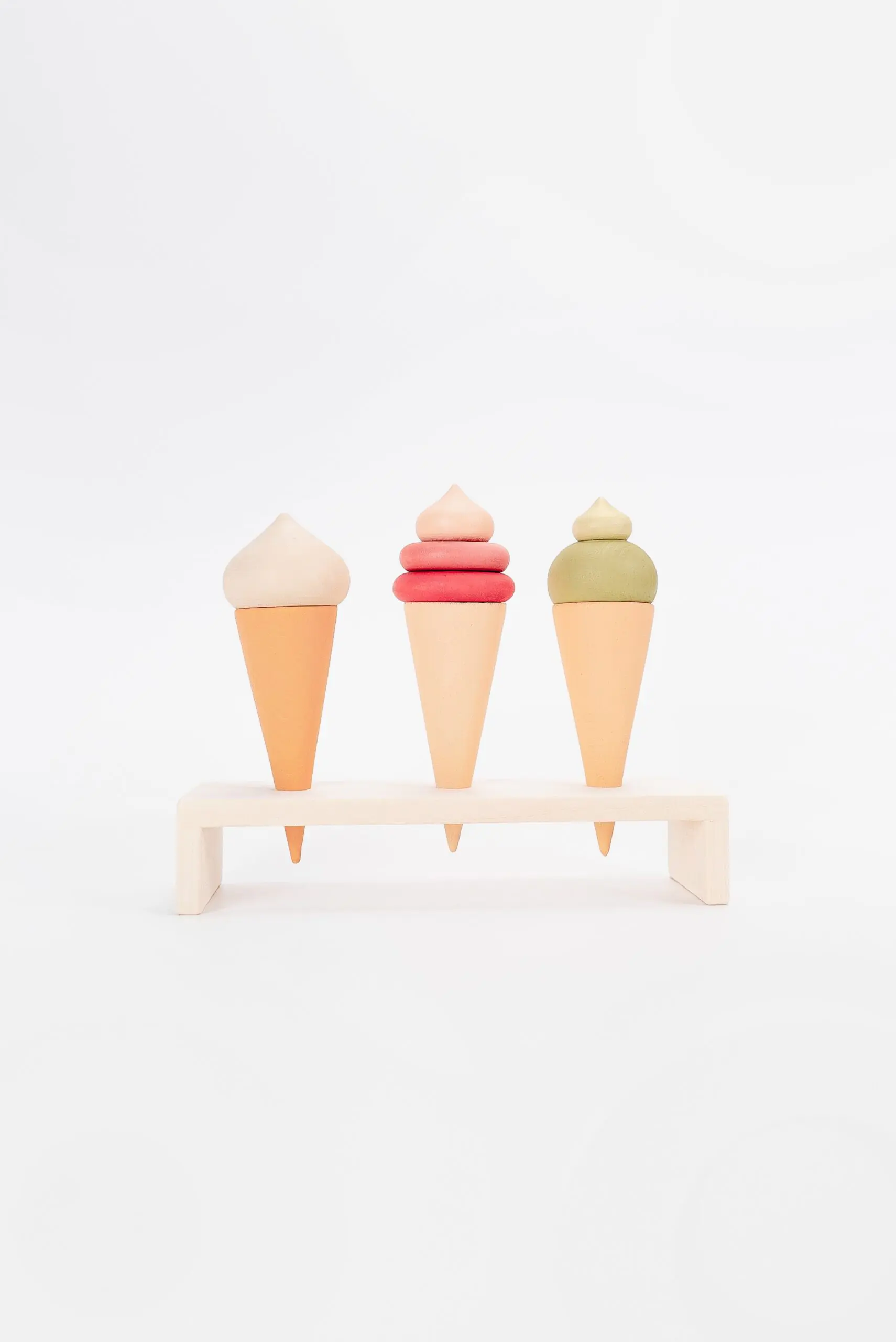 DSC04676-scaled-1.webp Ice cream cones - Image 1
