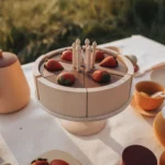 Cake on a stand/chocolate